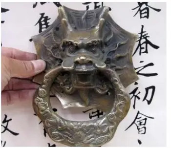 VYHÝBAŤ Čínskej Ľudovej Feng Shui Starej Bronz, Meď Hlavy Draka Dvere Klopačka Socha